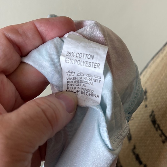 Floral boutique tunic blouse size medium - Picture 4 of 8